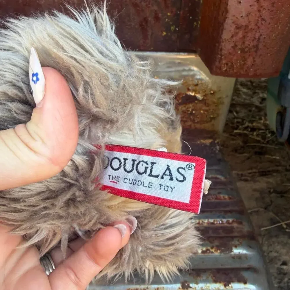 Douglas cuddle toys